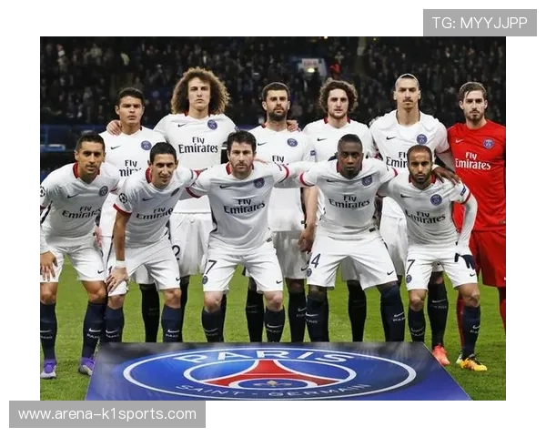 足球场上的颜值巅峰：全球最帅球星十一人阵容分析